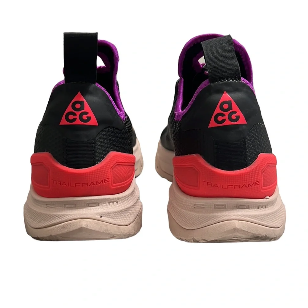 Nike ACG Zoom Air AO Black & Laser Crimson Sneakers Size 6